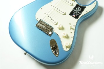American Professional Classic Stratocaster - Faded Lake Placid Blue